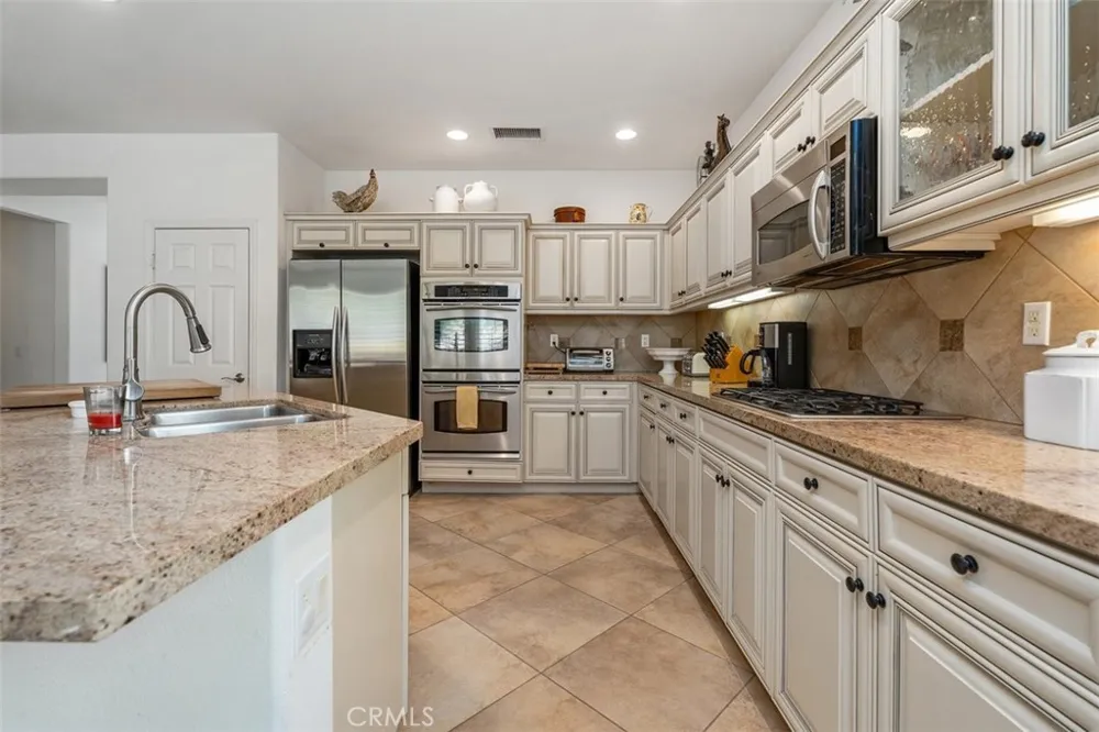 60585 Desert Rose Drive La Quinta, CA 92253