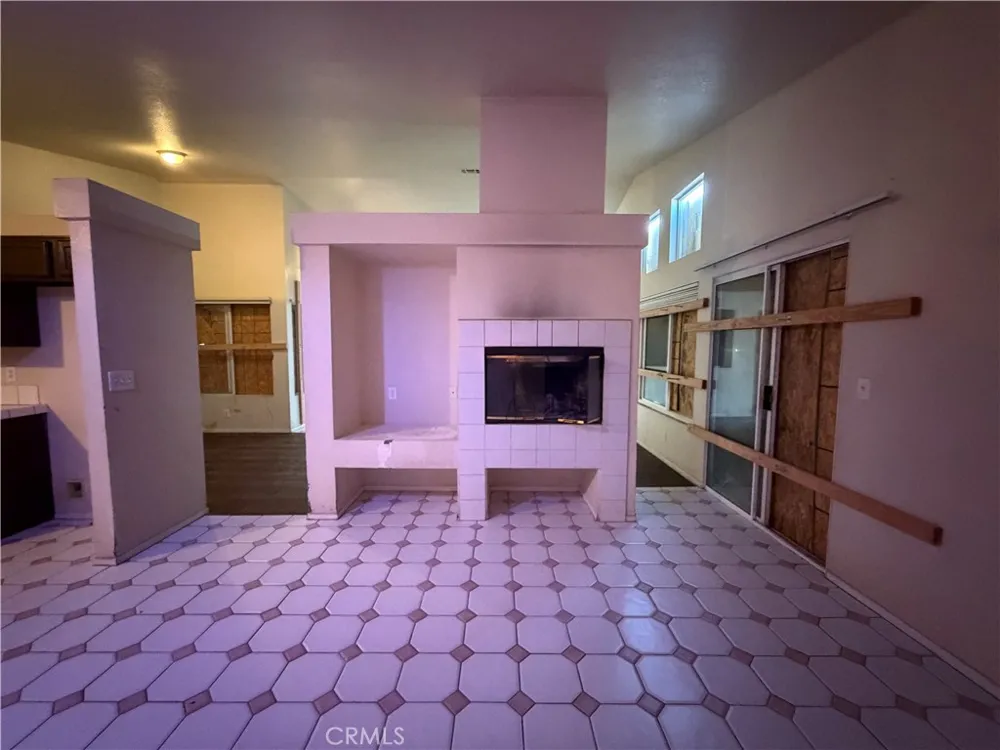 44251 Tahoe Way Lancaster, CA 93536