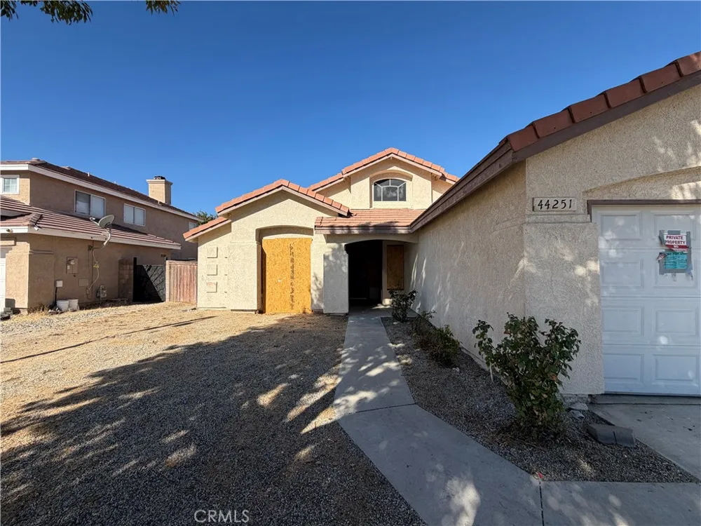 44251 Tahoe Way Lancaster, CA 93536
