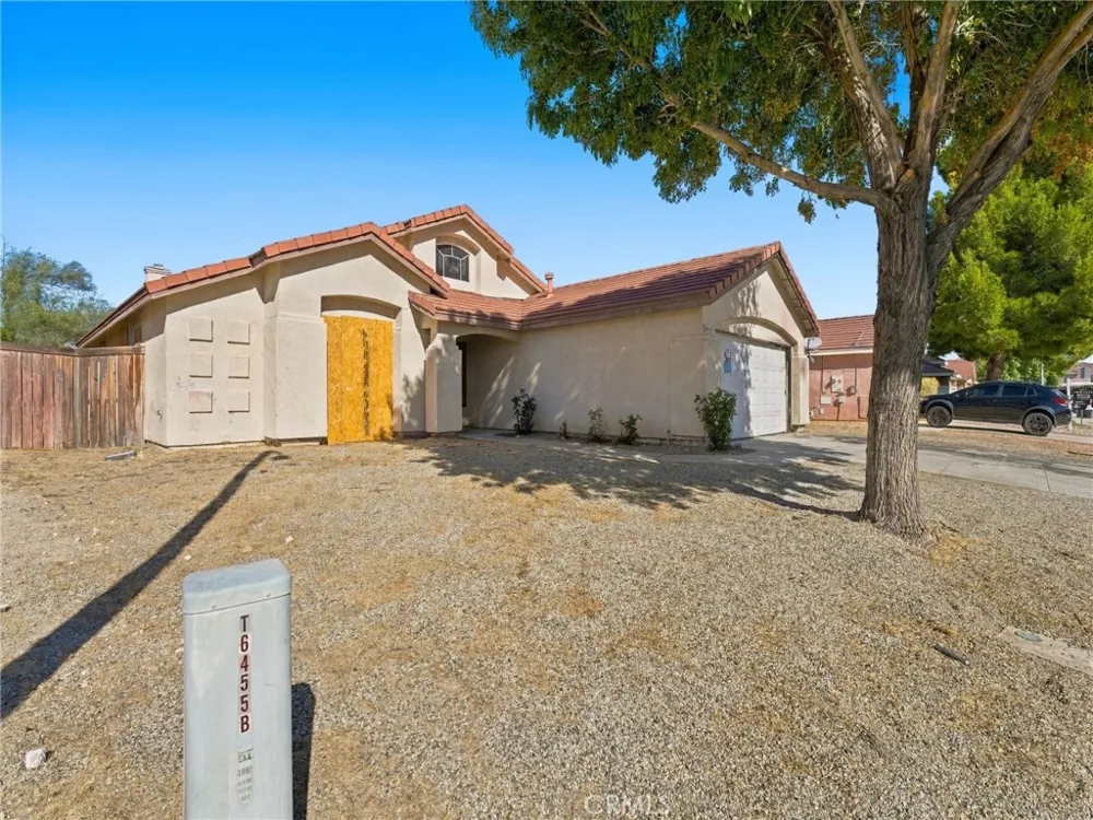 44251 Tahoe Way Lancaster, CA 93536