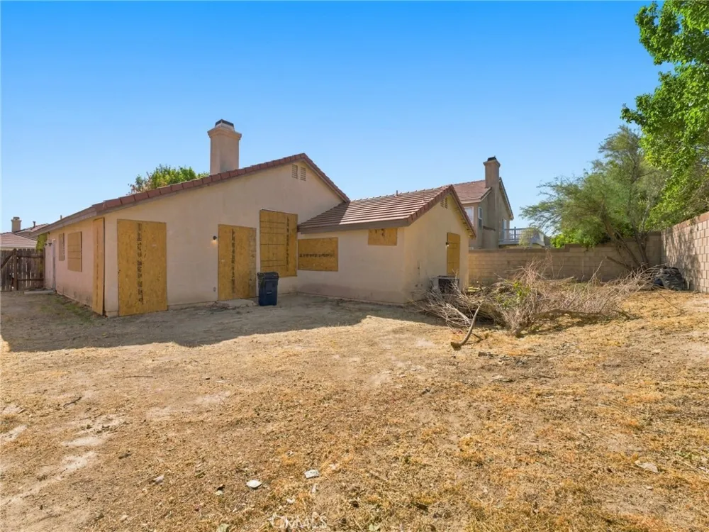 44251 Tahoe Way Lancaster, CA 93536