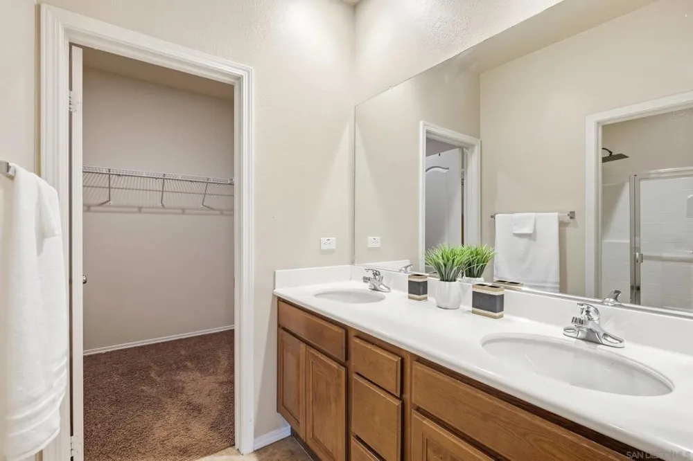 425 S Meadowbrook Drive #140 San Diego, CA 92114