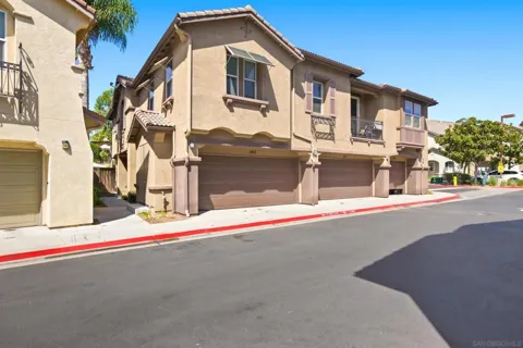 425 S Meadowbrook Drive #140
