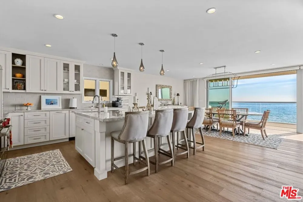 27002 Malibu Cove Colony Drive Malibu, CA 90265
