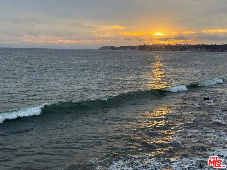27002 Malibu Cove Colony Drive Malibu, CA 90265