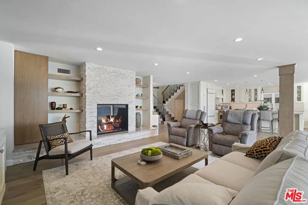 27002 Malibu Cove Colony Drive Malibu, CA 90265