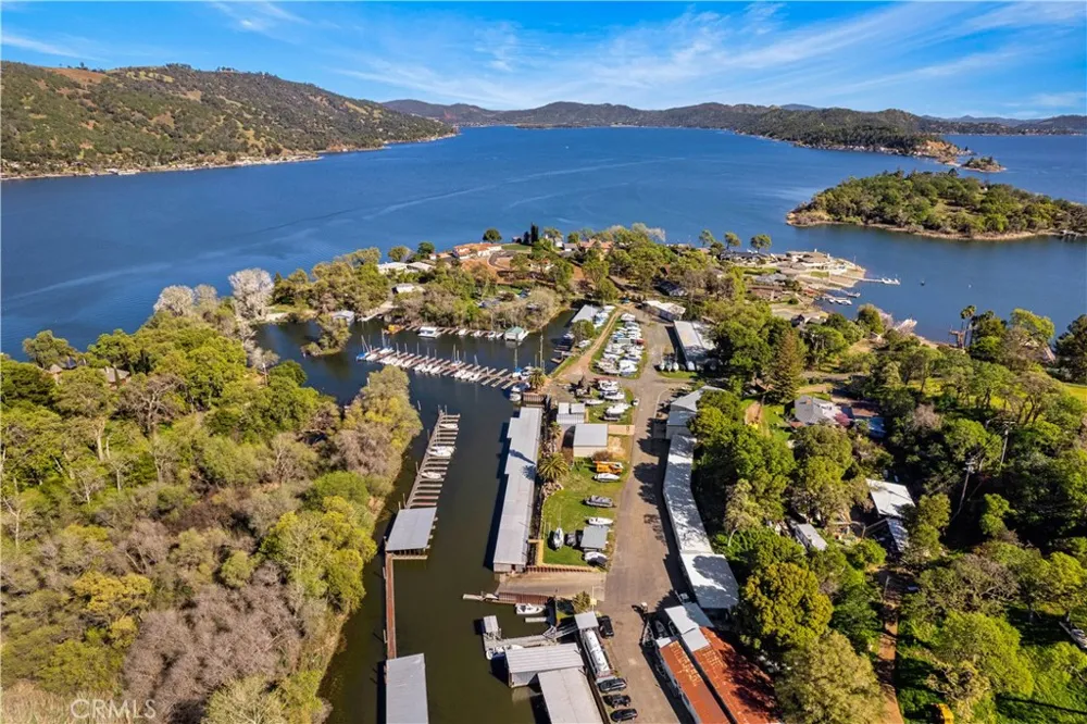 8259 Little Borax Lake Rd Kelseyville, CA 95451