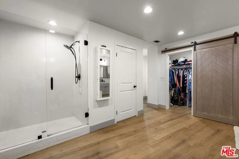 5625 Crescent Parkway #139 Playa Vista, CA 90094