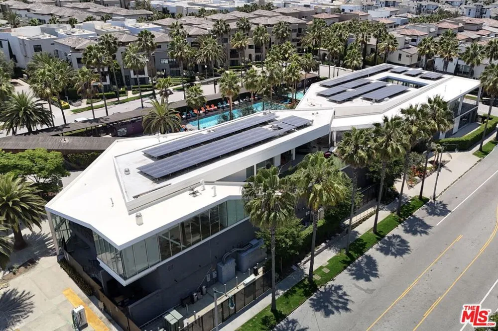 5625 Crescent Parkway #139 Playa Vista, CA 90094