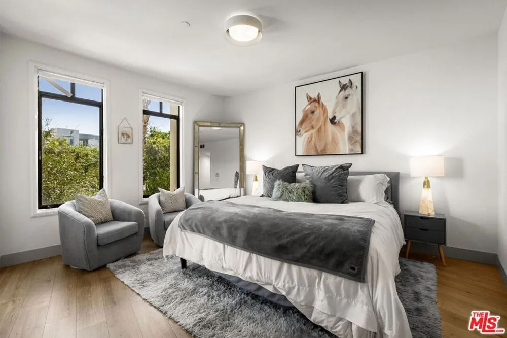 5625 Crescent Parkway #139 Playa Vista, CA 90094