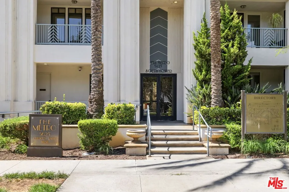5625 Crescent Parkway #139 Playa Vista, CA 90094