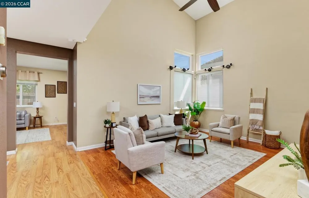 920 Turquoise St Vacaville, CA 95687