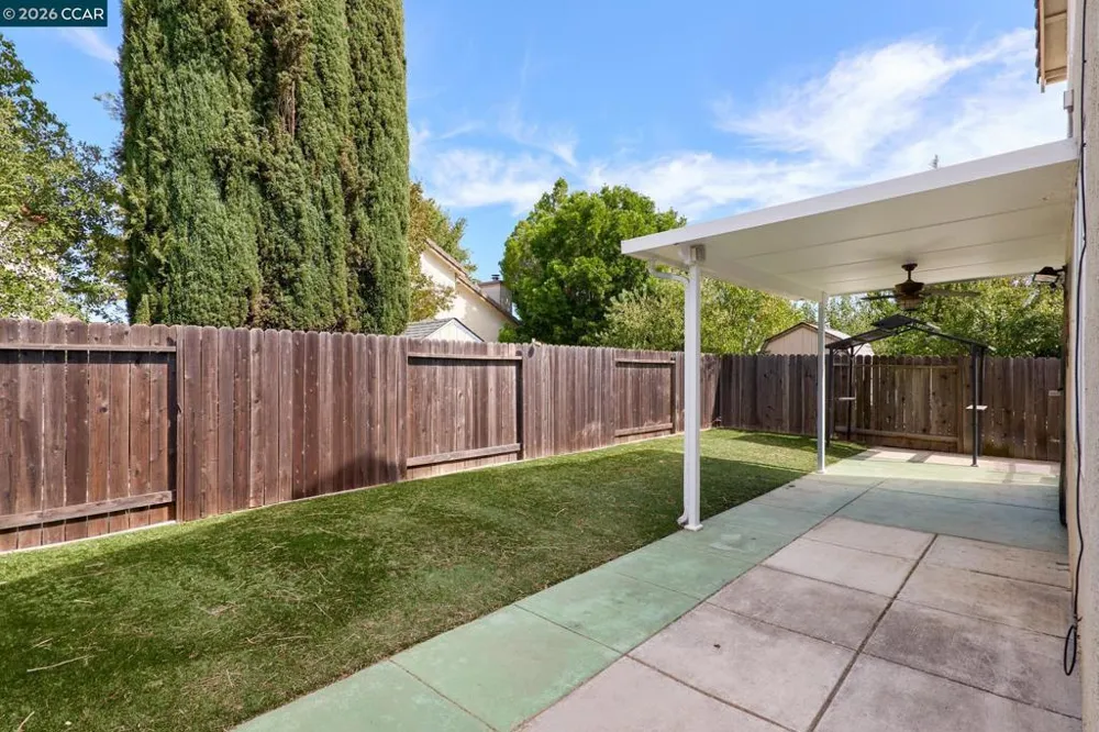 920 Turquoise St Vacaville, CA 95687
