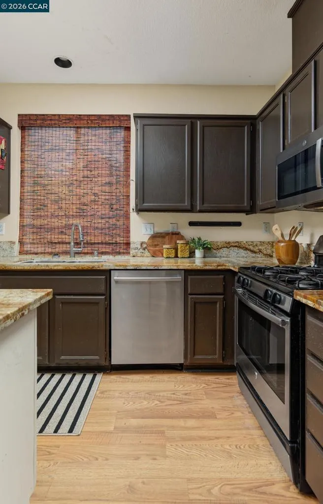 920 Turquoise St Vacaville, CA 95687