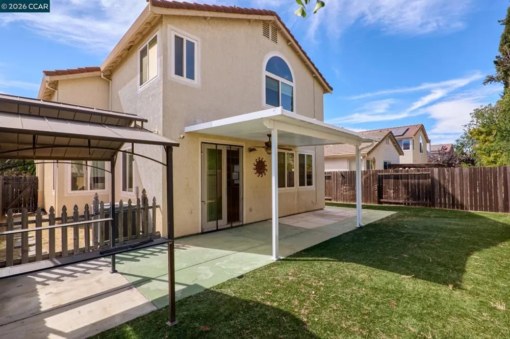 920 Turquoise St Vacaville, CA 95687