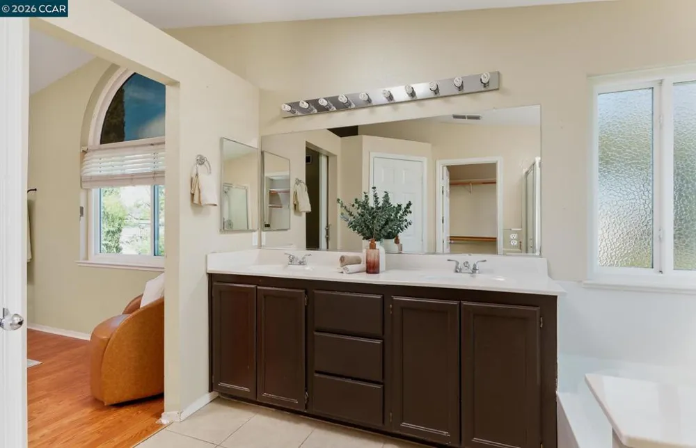 920 Turquoise St Vacaville, CA 95687
