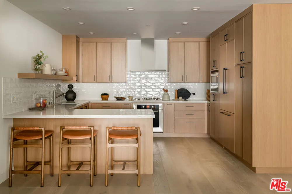 928 Croft Avenue #303 West Hollywood, CA 90069