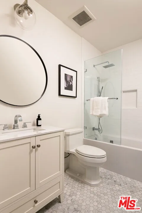 928 Croft Avenue #303 West Hollywood, CA 90069