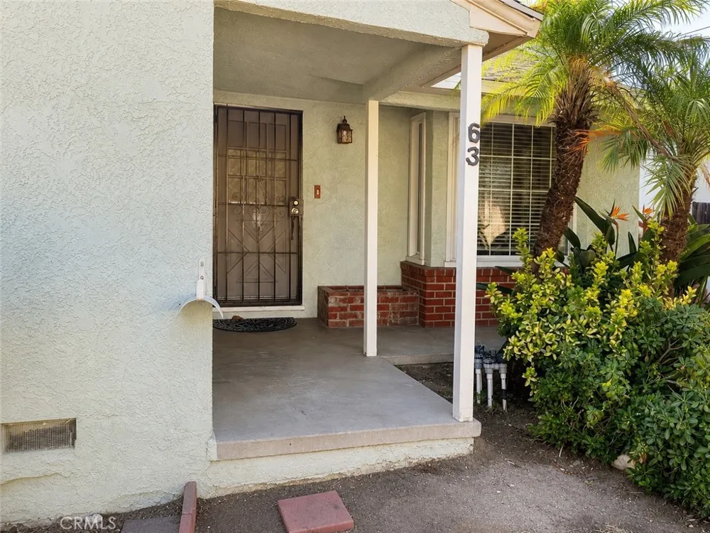 63 S Loma Upland, CA 91786