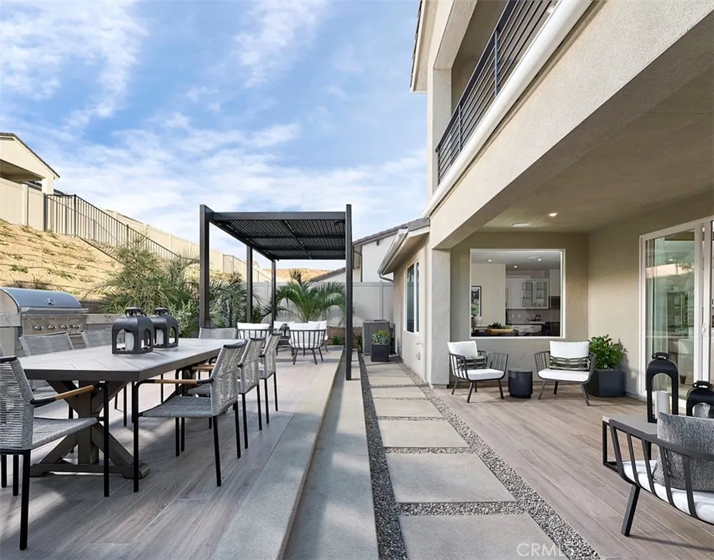 28216 Glory Place Canyon Country, CA 91350
