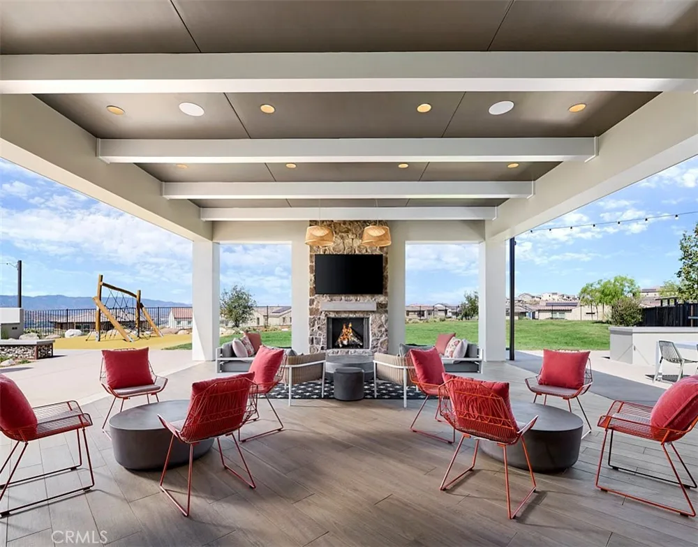 28216 Glory Place Canyon Country, CA 91350