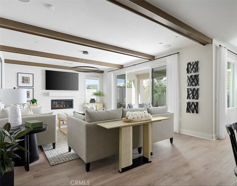 28216 Glory Place Canyon Country, CA 91350