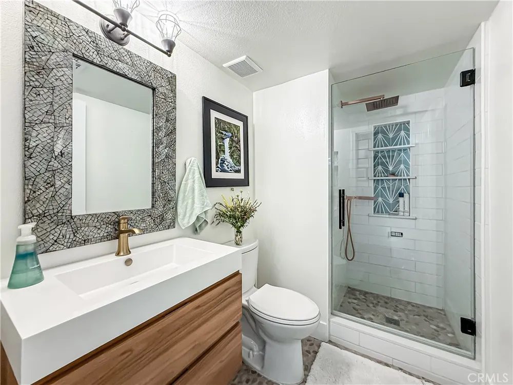 4331 Oak Glen Calabasas, CA 91302