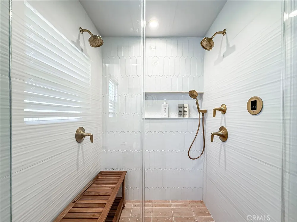 4331 Oak Glen Calabasas, CA 91302