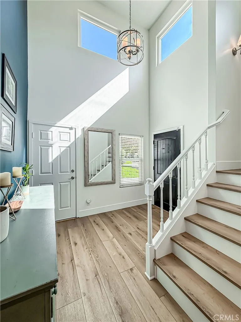 4331 Oak Glen Calabasas, CA 91302
