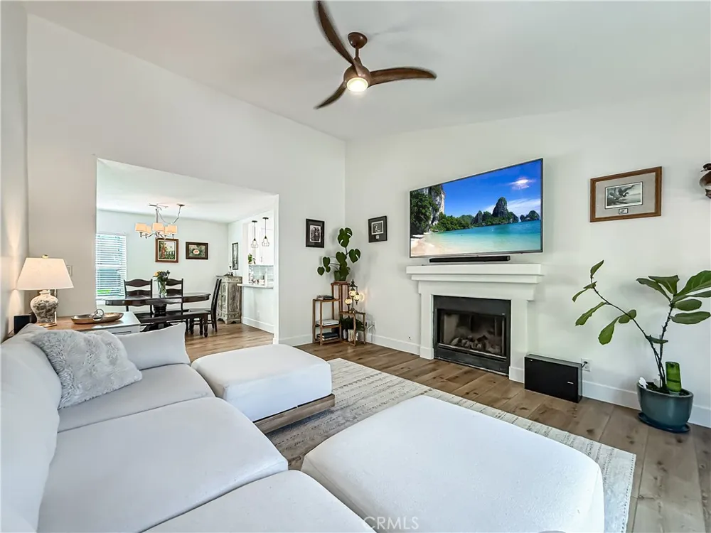 4331 Oak Glen Calabasas, CA 91302