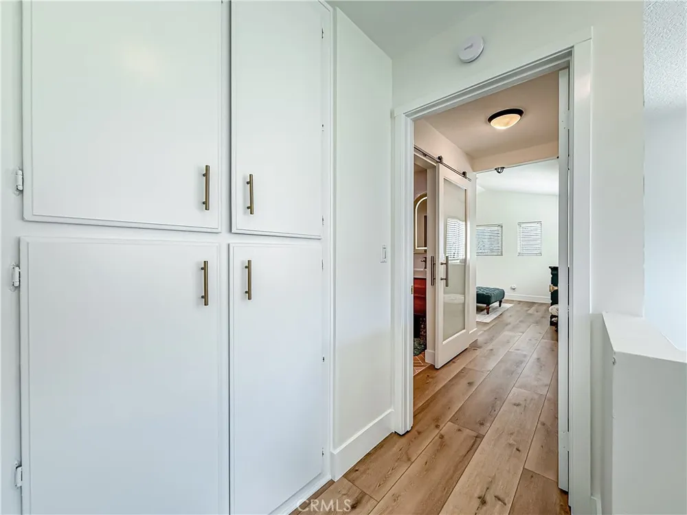 4331 Oak Glen Calabasas, CA 91302