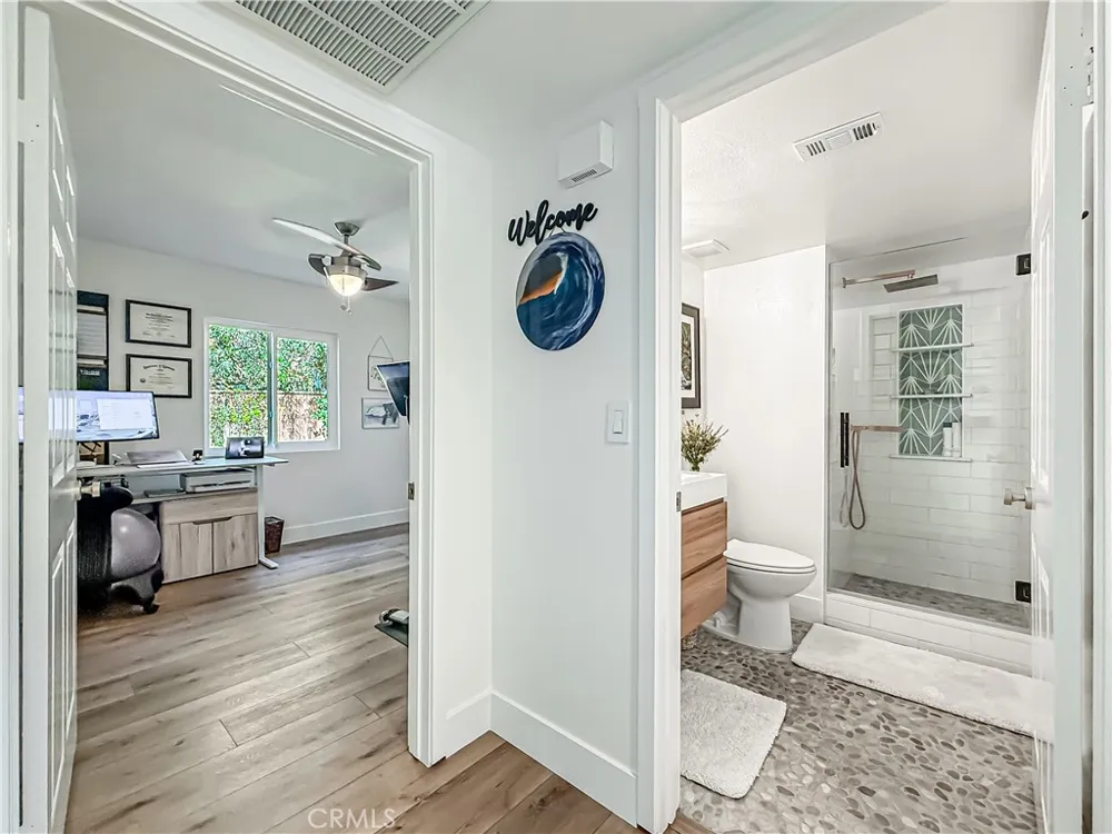 4331 Oak Glen Calabasas, CA 91302