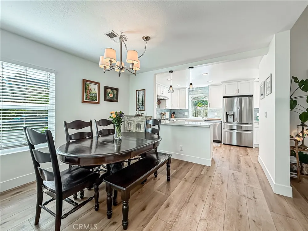 4331 Oak Glen Calabasas, CA 91302