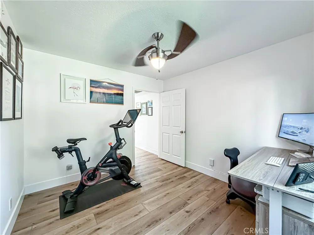 4331 Oak Glen Calabasas, CA 91302