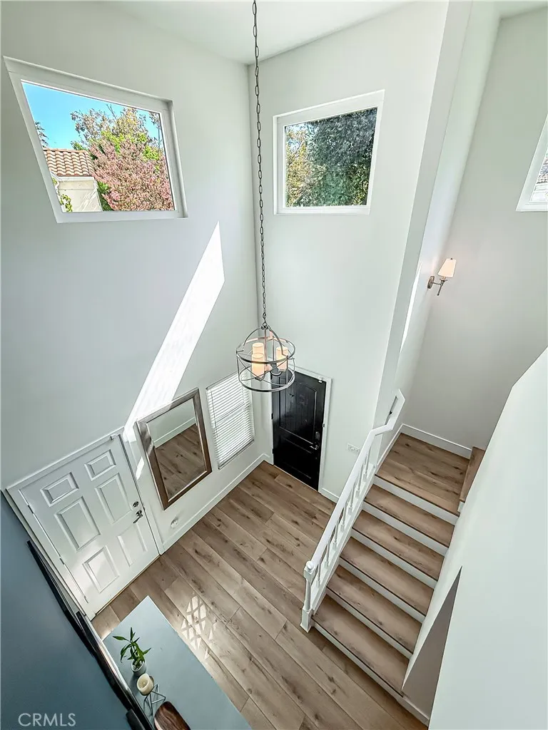 4331 Oak Glen Calabasas, CA 91302