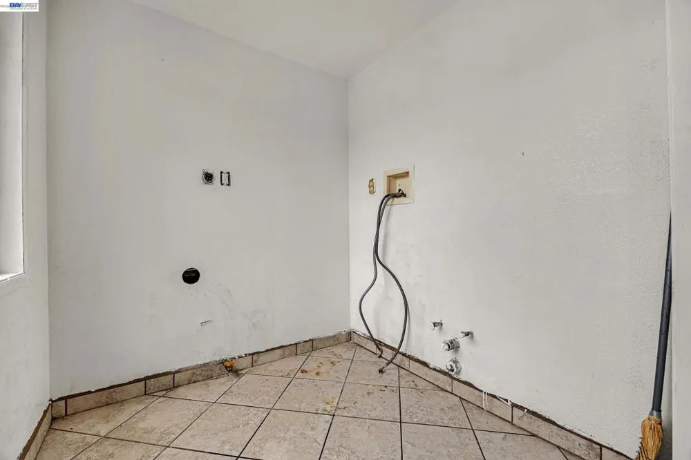 1908 Pennsylvania Ave Richmond, CA 94801