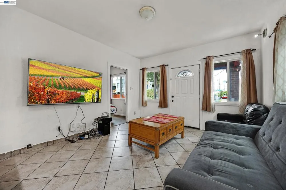 1908 Pennsylvania Ave Richmond, CA 94801