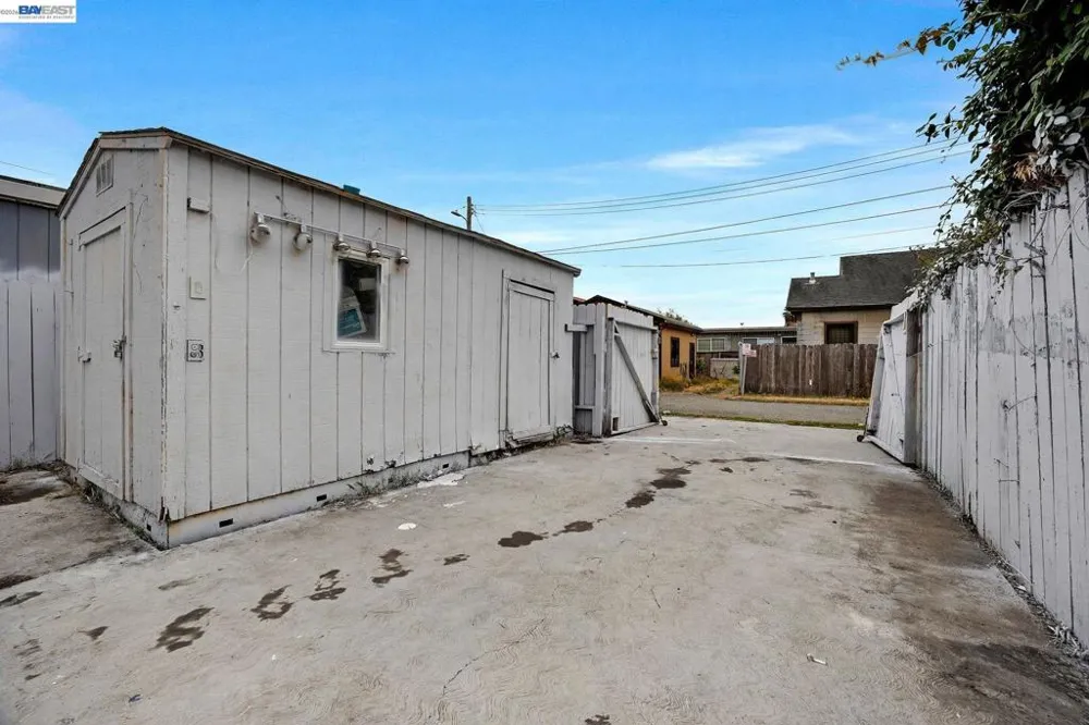 1908 Pennsylvania Ave Richmond, CA 94801