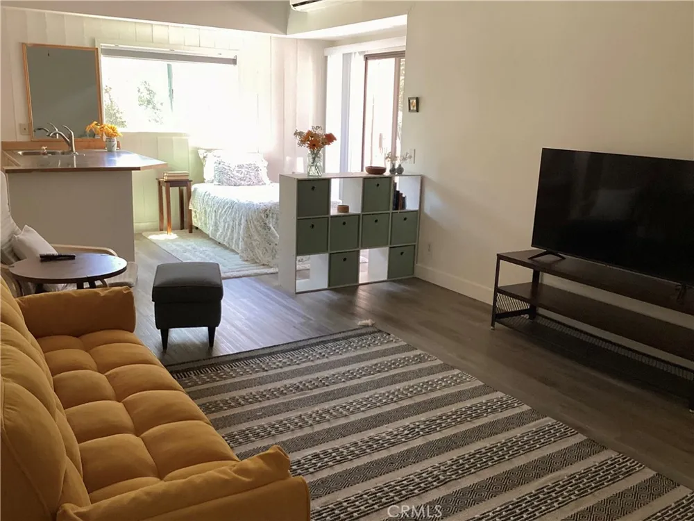 23531 Avenida La Caza #B Coto de Caza, CA 92679