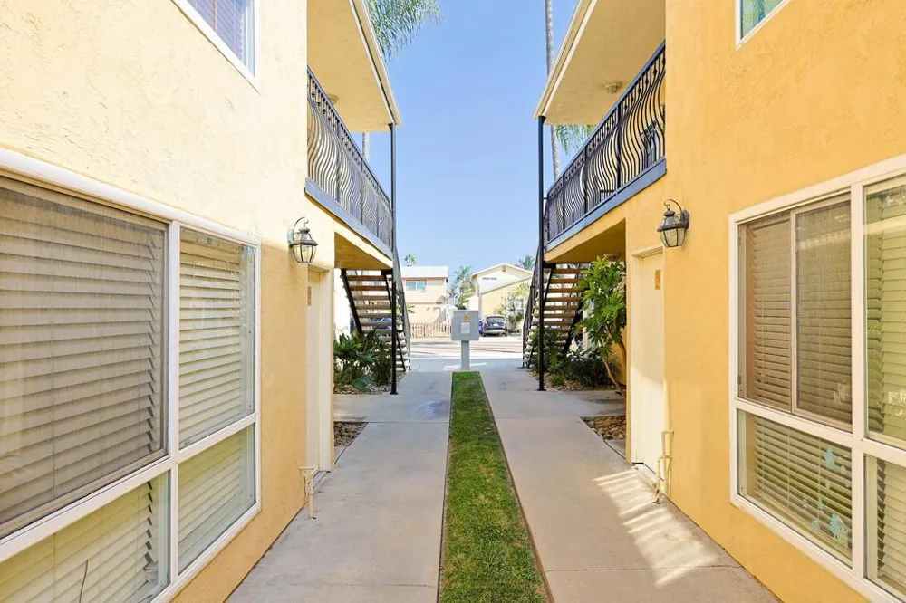 239 Ebony Avenue #6 Imperial Beach, CA 91932