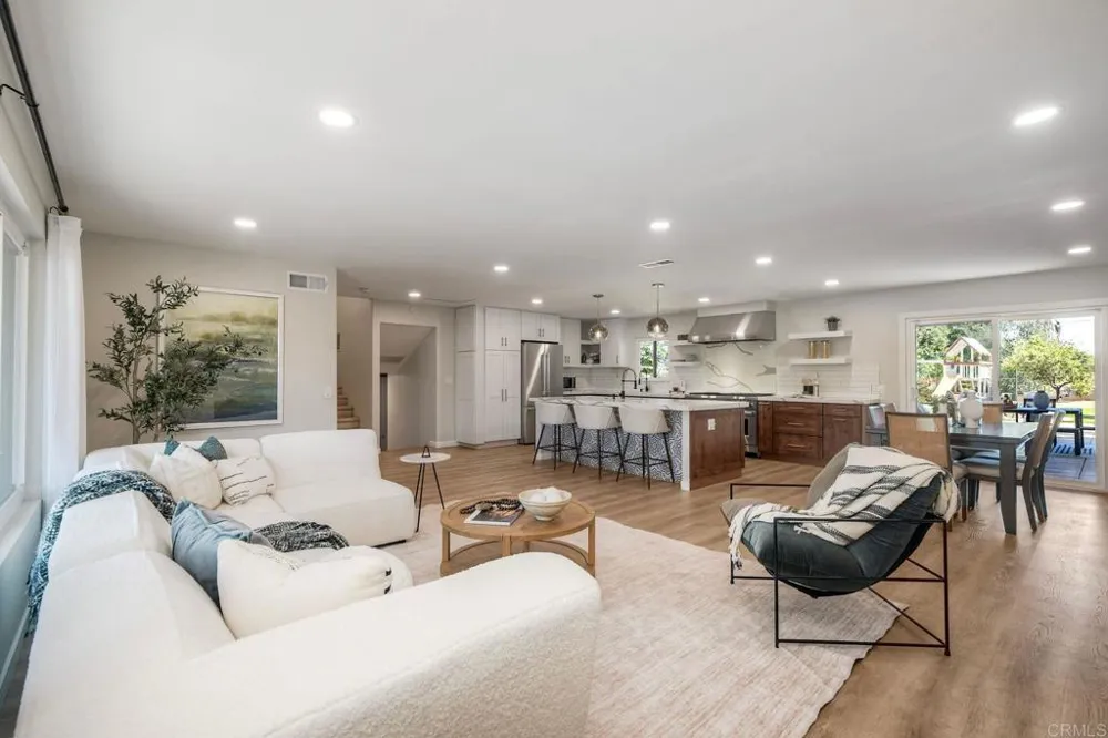 2500 Cranston Drive Escondido, CA 92025