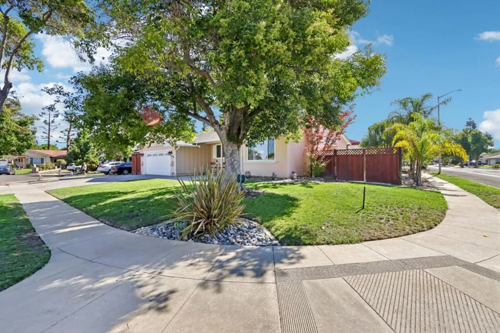 4860 Humber Place Newark, CA 94560