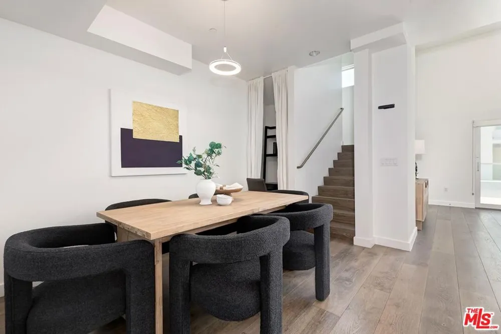 1433 14th Street #15 Santa Monica, CA 90404