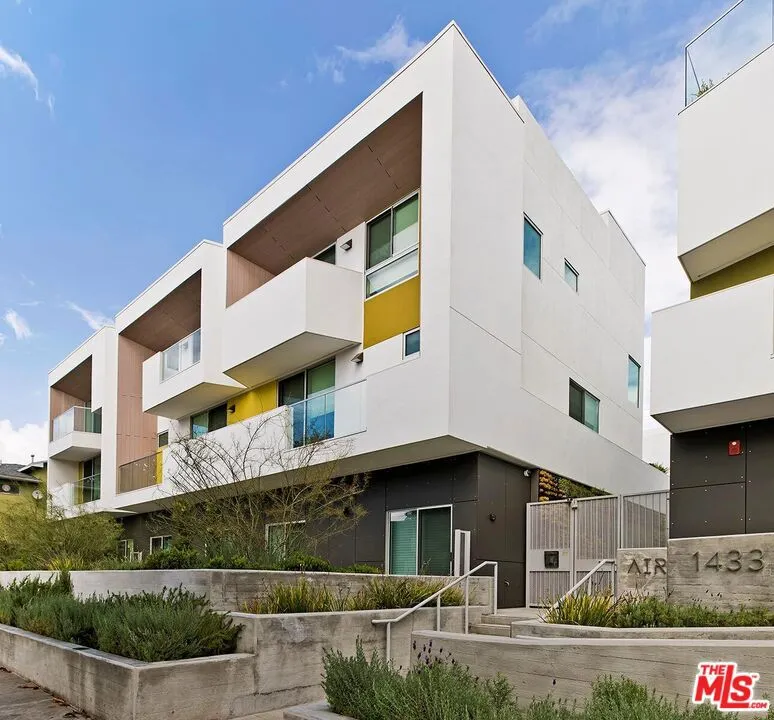 1433 14th Street #15 Santa Monica, CA 90404