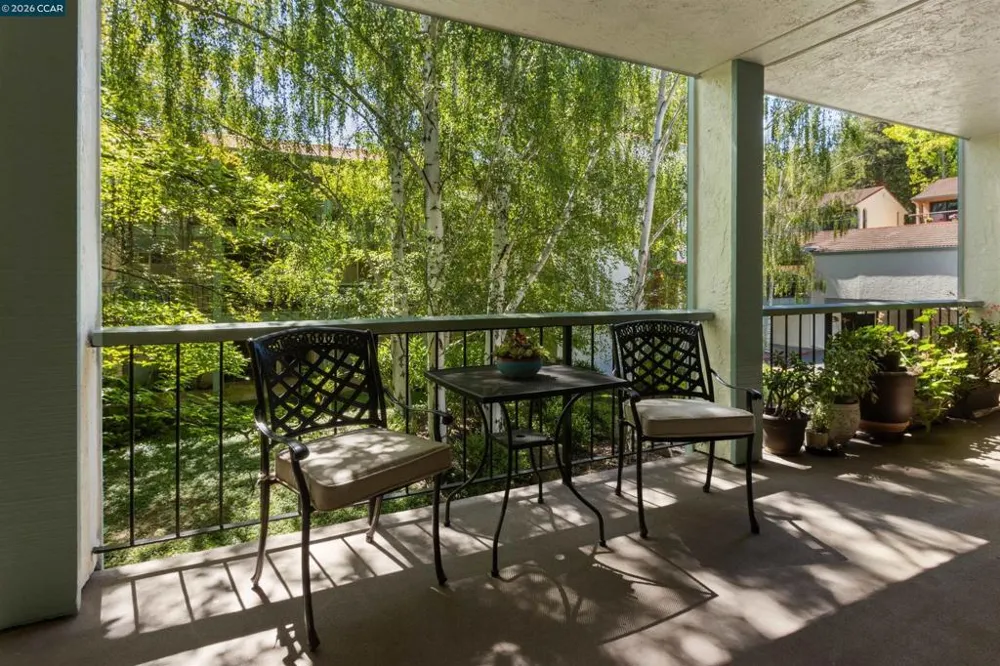 1501 Ptarmigan Dr #7B Walnut Creek, CA 94595