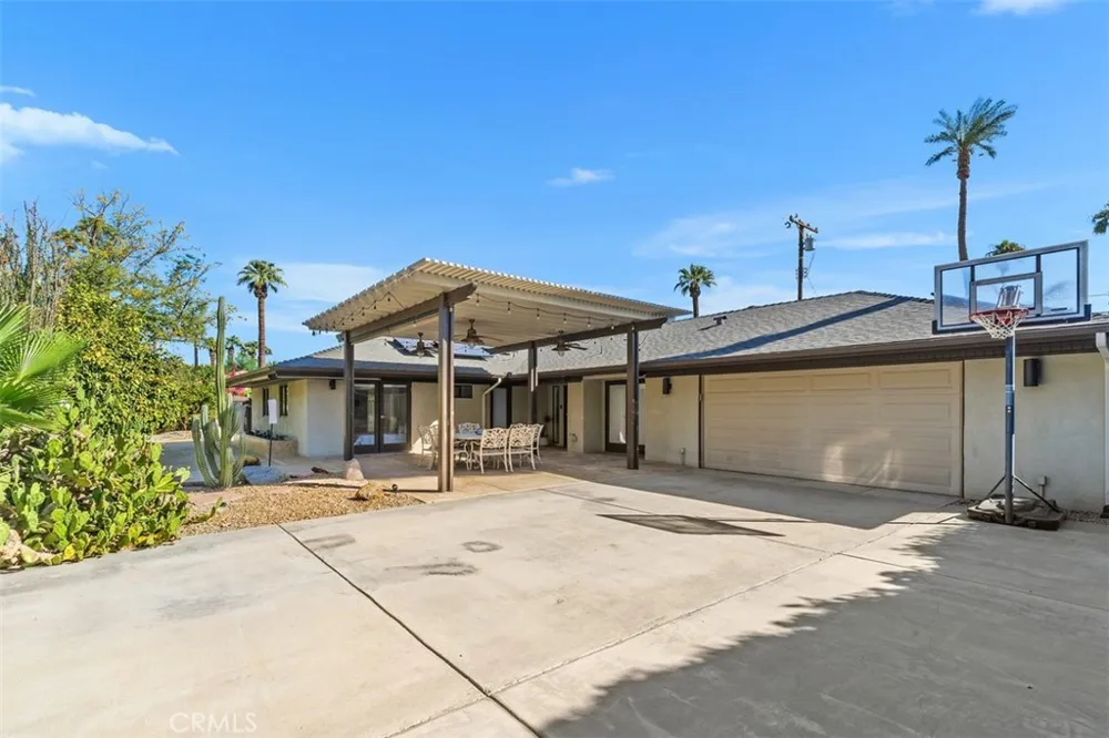 46560 Cameo Palms La Quinta, CA 92253