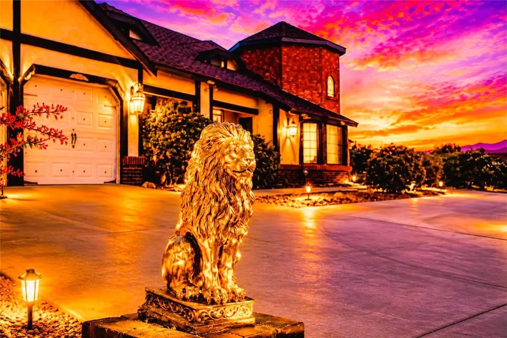 13889 Olathe Road Apple Valley, CA 92307
