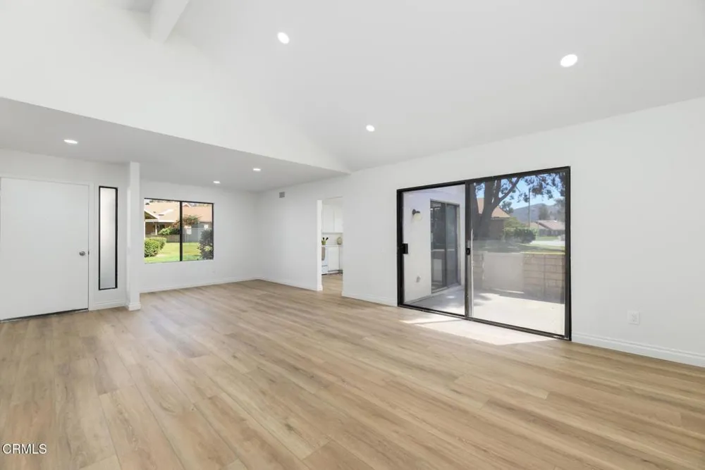 39116 Village 39 Camarillo, CA 93012