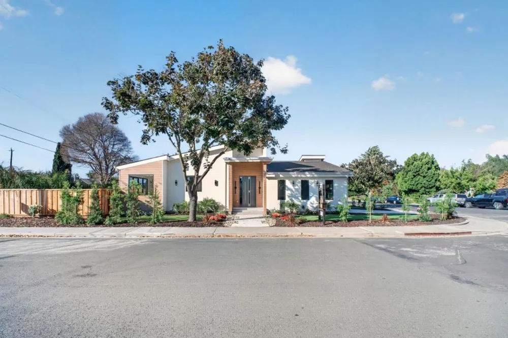 806 Emily Drive Mountain View, CA 94043