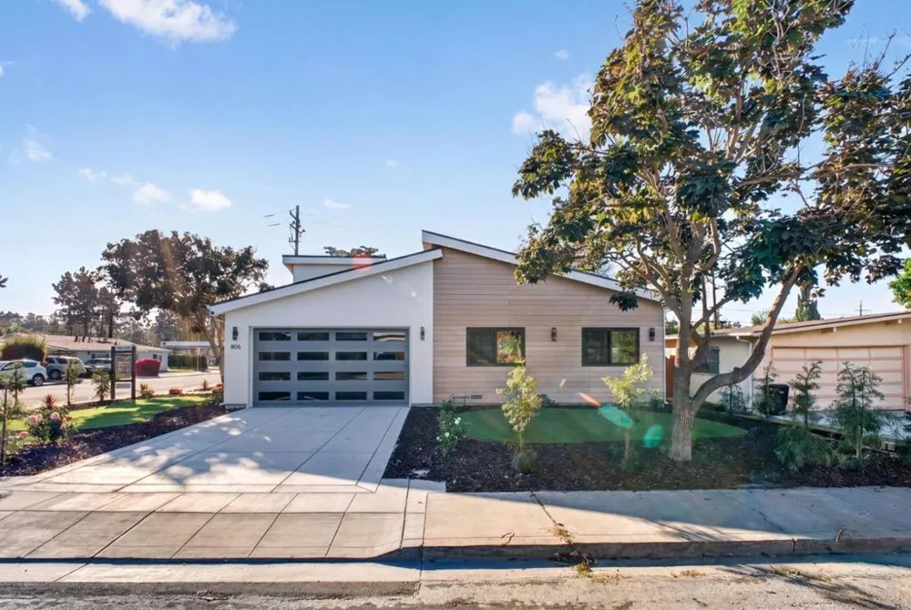 806 Emily Drive Mountain View, CA 94043